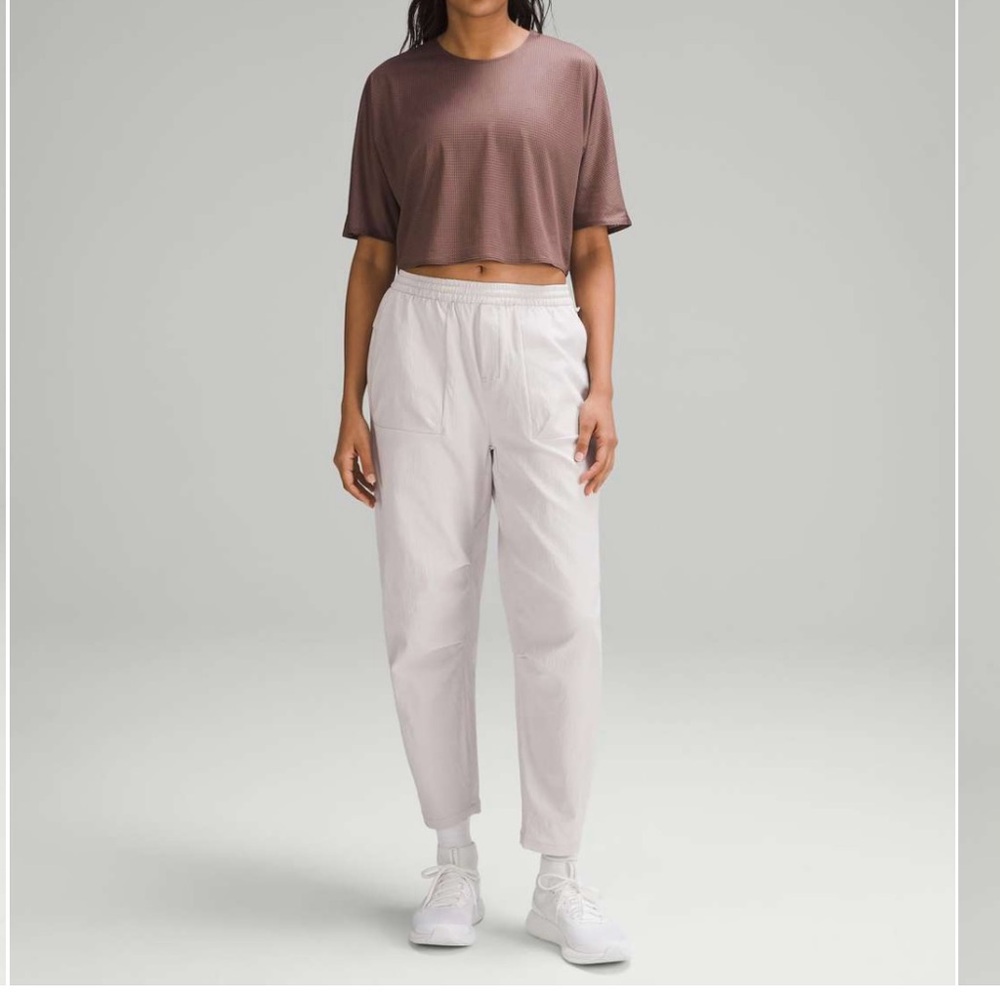 Lululemon lab Stretch Woven High-Rise Pant 26" sz 4 Light Chrome